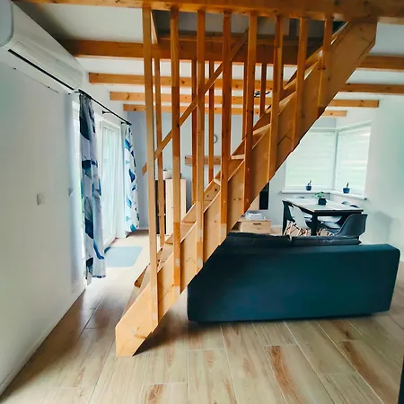 Semesterbostad Leszczynka Szarocin