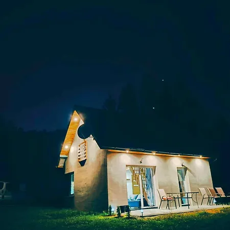 Leszczynka Holiday home Szarocin