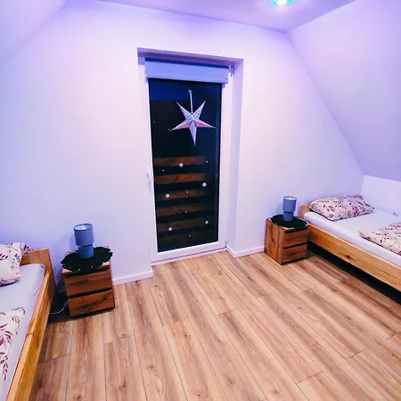 Semesterbostad Leszczynka Szarocin