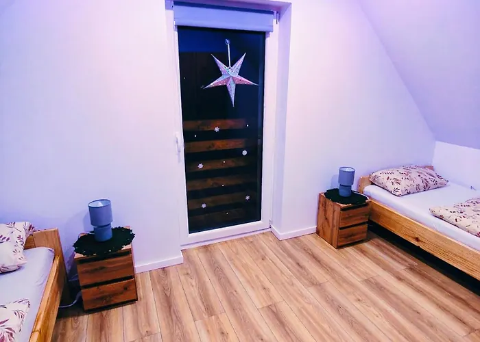 펜션 Leszczynka Szarocin