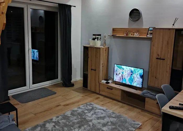 Leszczynka * Szarocin